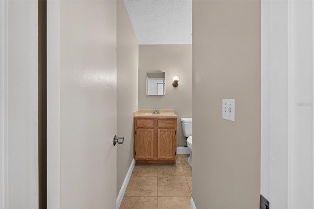 5301 HANSEL AVENUE A-18, Edgewood, FL 32809