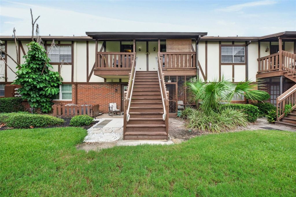 5301 HANSEL AVENUE A-18, Edgewood, FL 32809