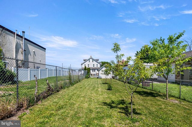 19 STATE RD, Media, PA 19063