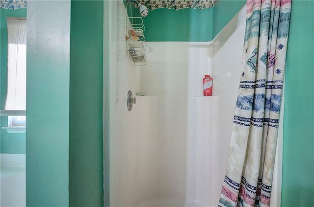 108 Thornwood Drive, Cartersville, GA 30121