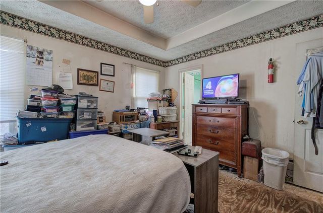 108 Thornwood Drive, Cartersville, GA 30121