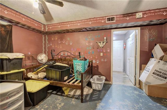 108 Thornwood Drive, Cartersville, GA 30121