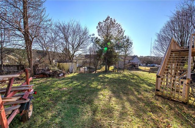 108 Thornwood Drive, Cartersville, GA 30121