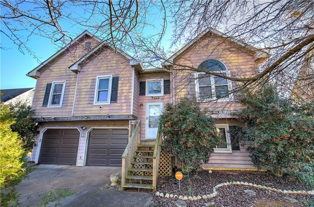 108 Thornwood Drive, Cartersville, GA 30121