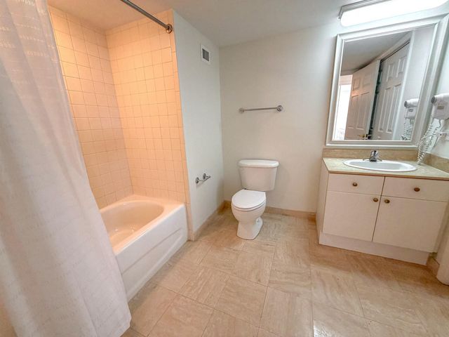 8560 Queensway Blvd Apt 1104, Myrtle Beach, SC 29572