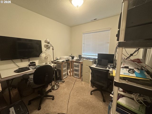 3310 Se 143RD Ave, Portland, OR 97236