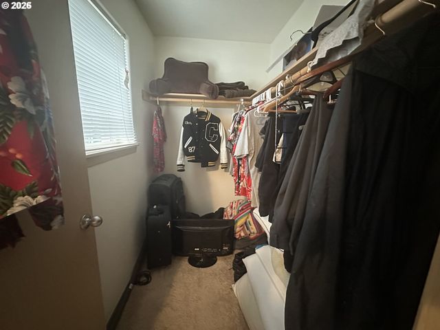 3310 Se 143RD Ave, Portland, OR 97236