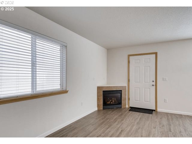 3310 Se 143RD Ave, Portland, OR 97236