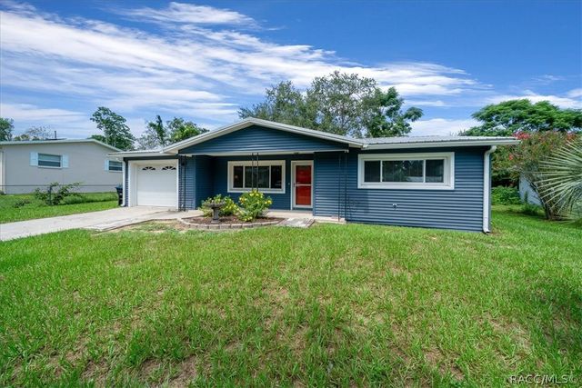 64 S Desoto Street, Beverly Hills, FL 34465