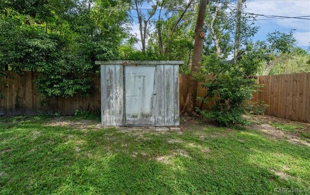 64 S Desoto Street, Beverly Hills, FL 34465