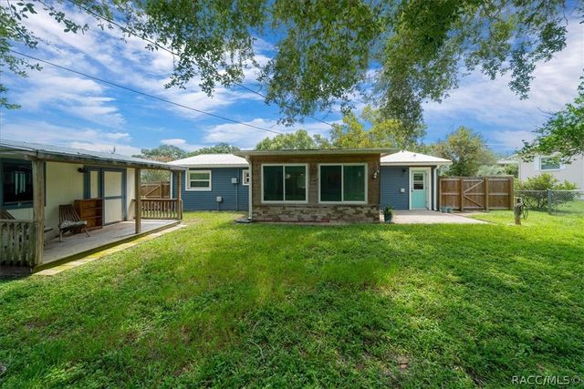 64 S Desoto Street, Beverly Hills, FL 34465