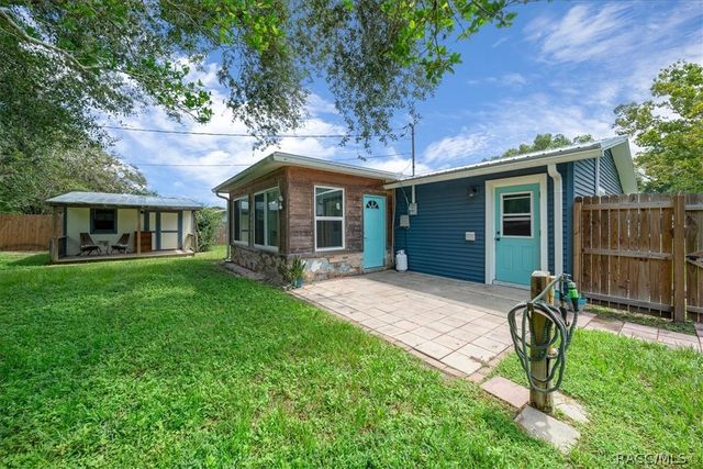 64 S Desoto Street, Beverly Hills, FL 34465