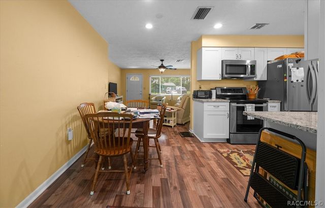 64 S Desoto Street, Beverly Hills, FL 34465