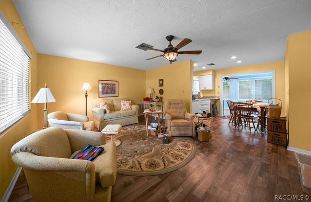 64 S Desoto Street, Beverly Hills, FL 34465
