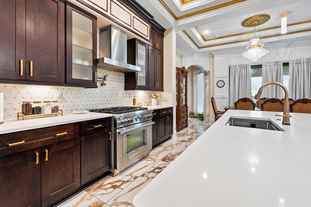 414 40th Ave. N, Myrtle Beach, SC 29577