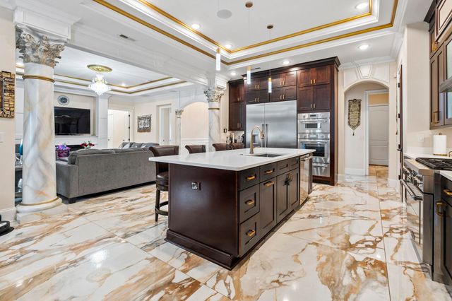 414 40th Ave. N, Myrtle Beach, SC 29577