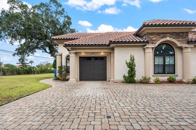 414 40th Ave. N, Myrtle Beach, SC 29577