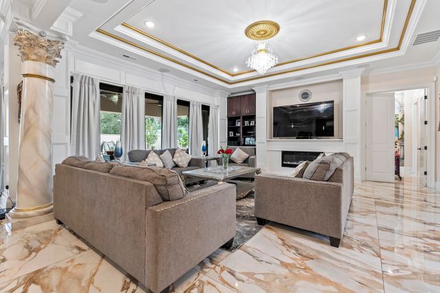 414 40th Ave. N, Myrtle Beach, SC 29577