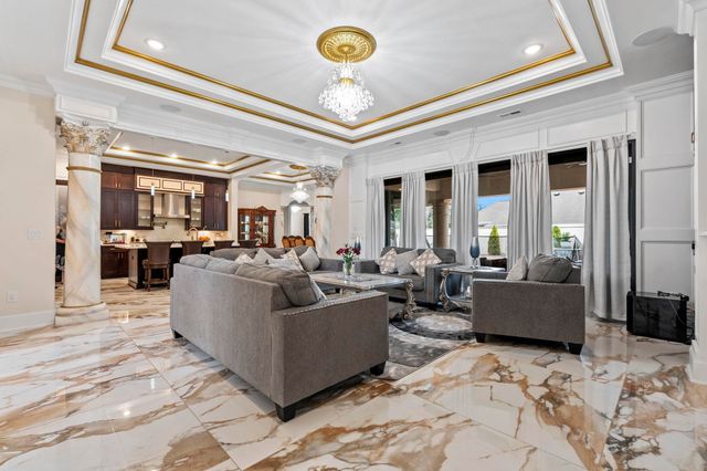 414 40th Ave. N, Myrtle Beach, SC 29577