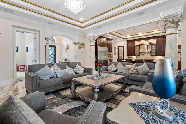 414 40th Ave. N, Myrtle Beach, SC 29577