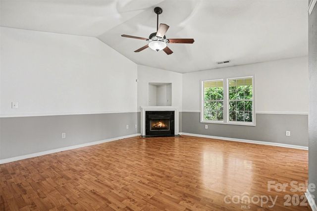 125 Sawhorse Drive, Mooresville, NC 28115