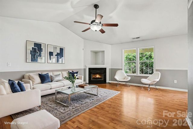 125 Sawhorse Drive, Mooresville, NC 28115