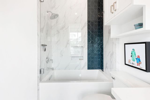 2646 E Seaside Drive, Galveston, TX 77550