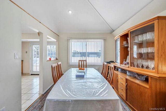 19 Evers Street, Hicksville, NY 11801