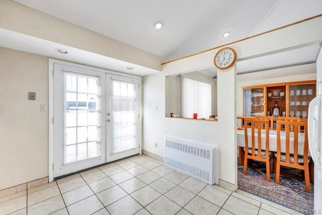 19 Evers Street, Hicksville, NY 11801