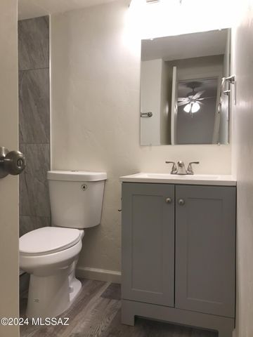 4910 E 25th Street, Tucson, AZ 85711