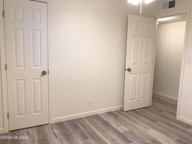 4910 E 25th Street, Tucson, AZ 85711