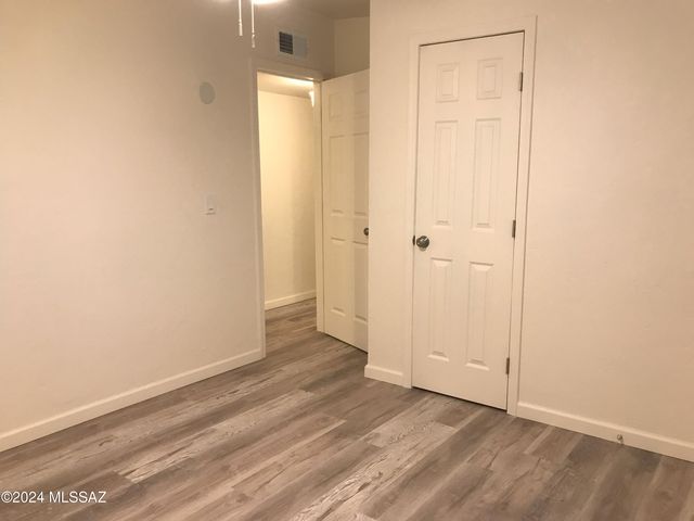 4910 E 25th Street, Tucson, AZ 85711