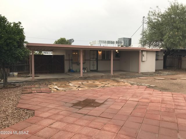 4910 E 25th Street, Tucson, AZ 85711