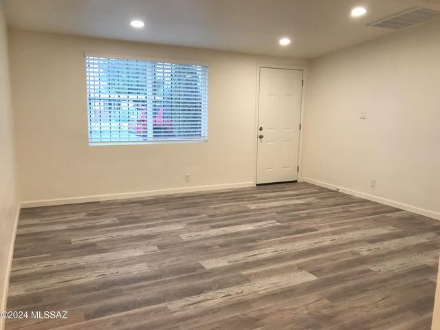 4910 E 25th Street, Tucson, AZ 85711