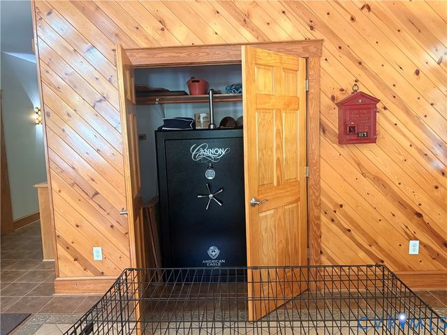 4215 Newville Rd, Waverly, VA 23890