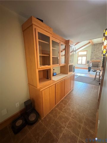 4215 Newville Rd, Waverly, VA 23890
