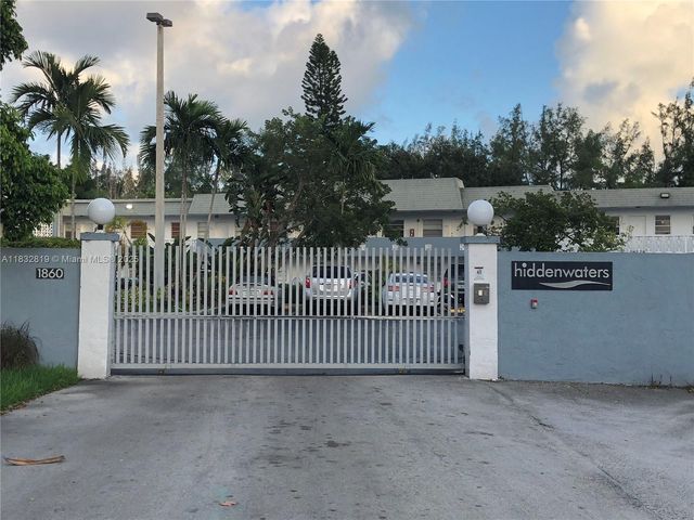 1860 Venice Park Dr 110, North Miami, FL 33181