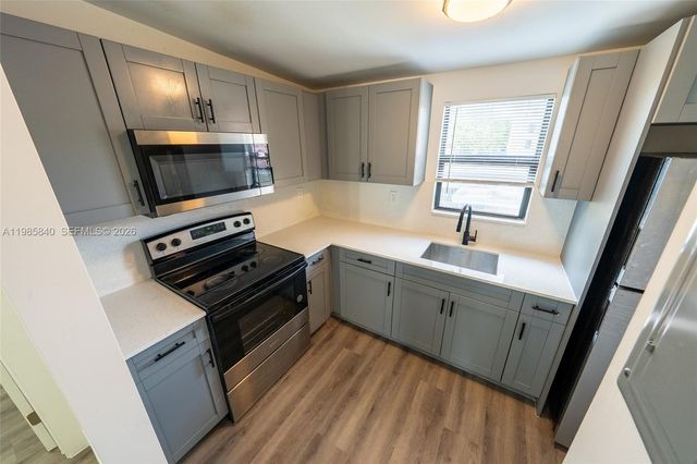 618 SW 21st Ave 2, Miami, FL 33135