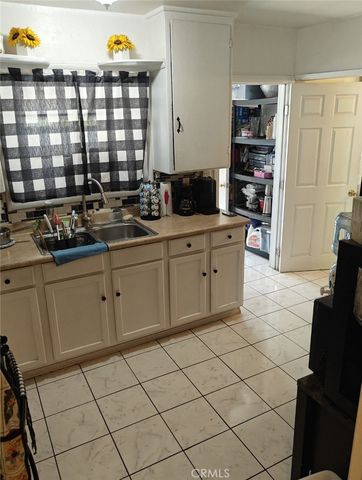 2428 Vasquez Place, Riverside, CA 92507