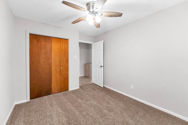 3353 Knob Oaks Drive, Huntsville, TX 77340