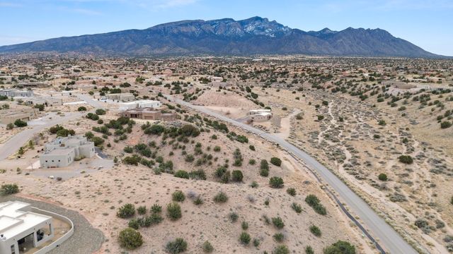 15 Mimbres Court, Placitas, NM 87043