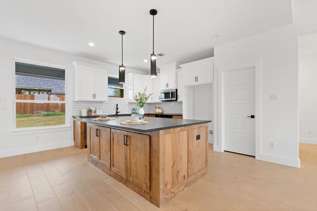 3306 Promenade Court, Granbury, TX 76049