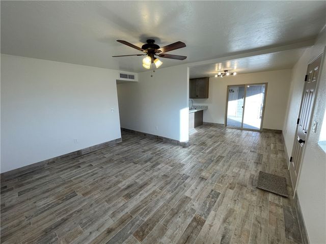 1943 Hope Avenue, Kingman, AZ 86401