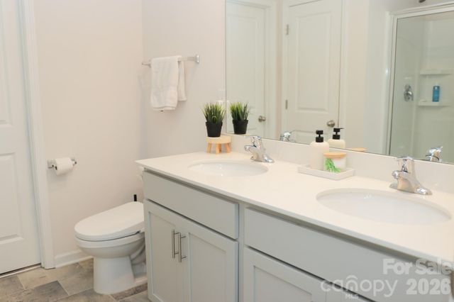 7121 Finnigan Road, Charlotte, NC 28215