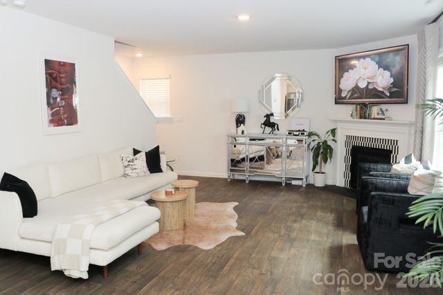 7121 Finnigan Road, Charlotte, NC 28215
