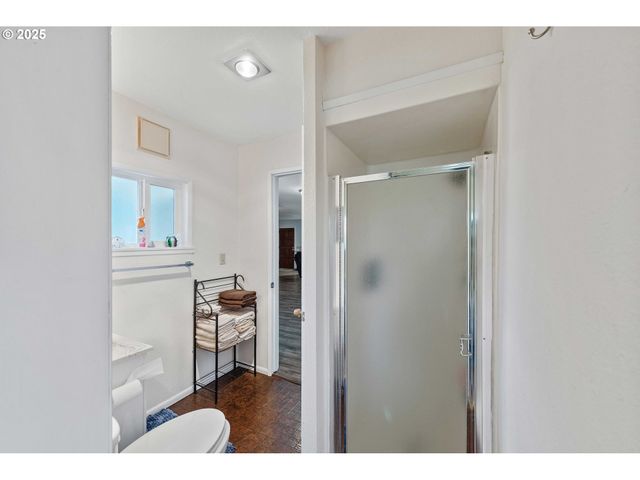 91256 CAPE ARAGO Hwy, Coos Bay, OR 97420