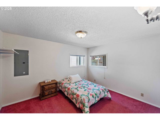 91256 CAPE ARAGO Hwy, Coos Bay, OR 97420