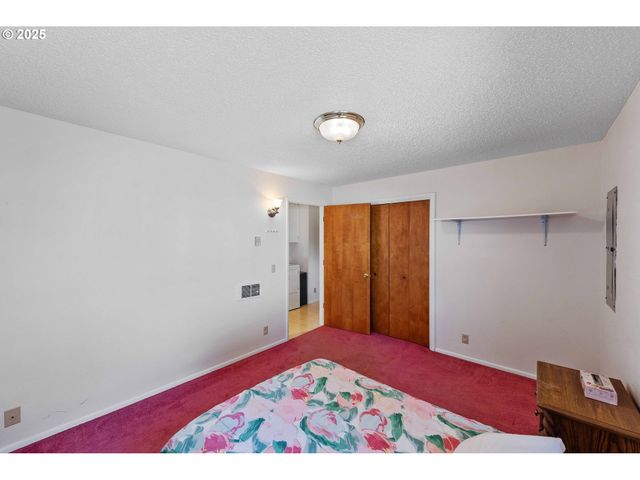 91256 CAPE ARAGO Hwy, Coos Bay, OR 97420