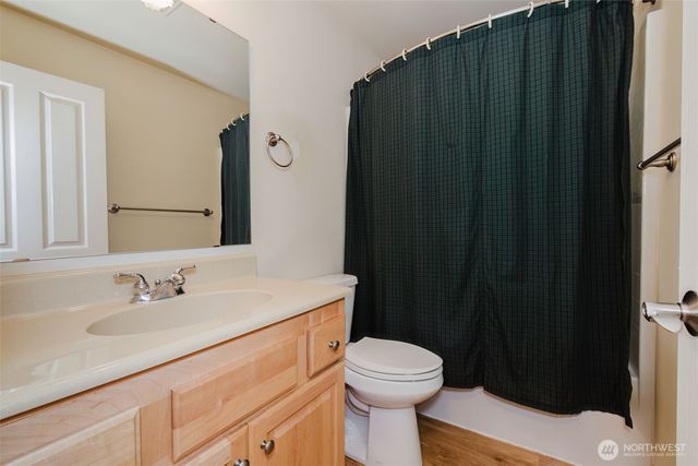 6127 Regatta Place NE, Bremerton, WA 98311