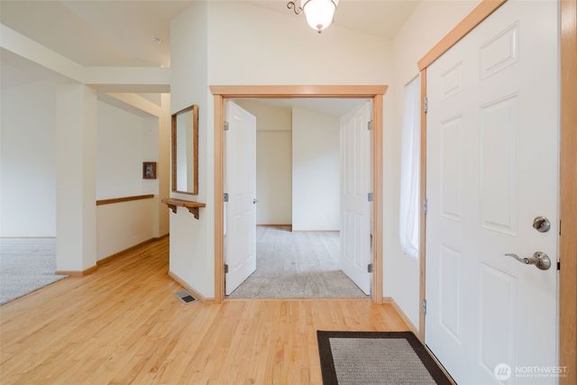 6127 Regatta Place NE, Bremerton, WA 98311